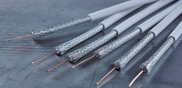 Kabel- und Steckverbinder bei Anemoss Elektrotechnik in Steinbach