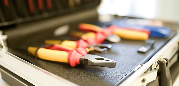 Reparatur-Service bei Anemoss Elektrotechnik in Steinbach