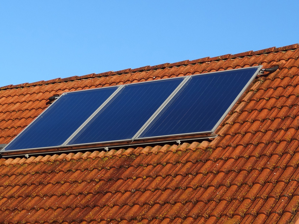 Solar Thermie bei Anemoss Elektrotechnik in Steinbach
